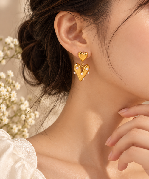 Amora Pearl Heart Waterproof Earrings | Aurelia Co.