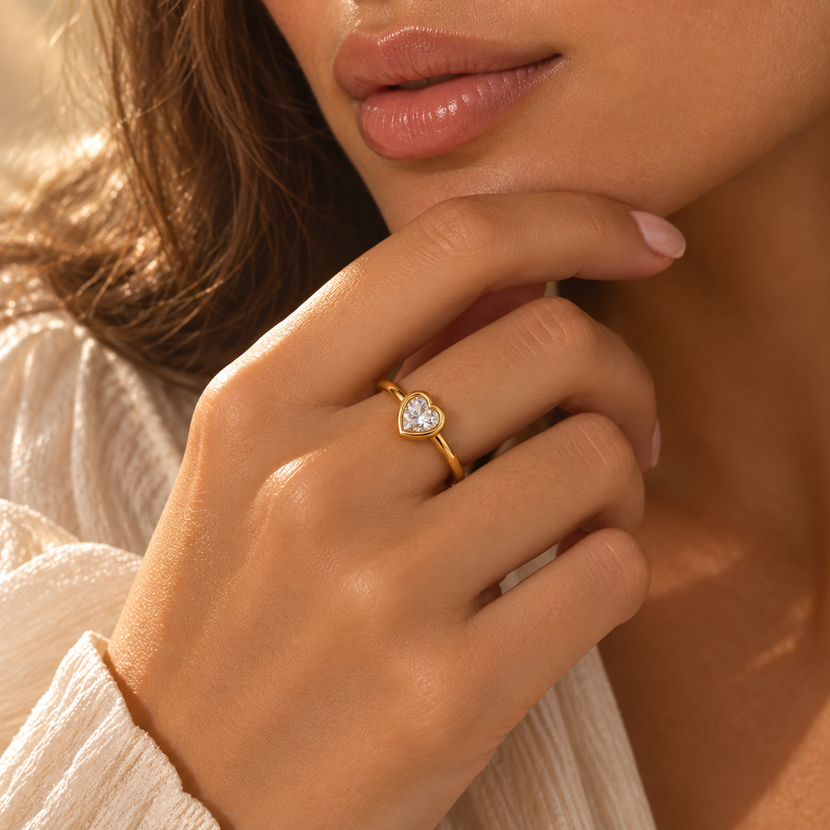 Aurelia Amora Heart Gold Ring