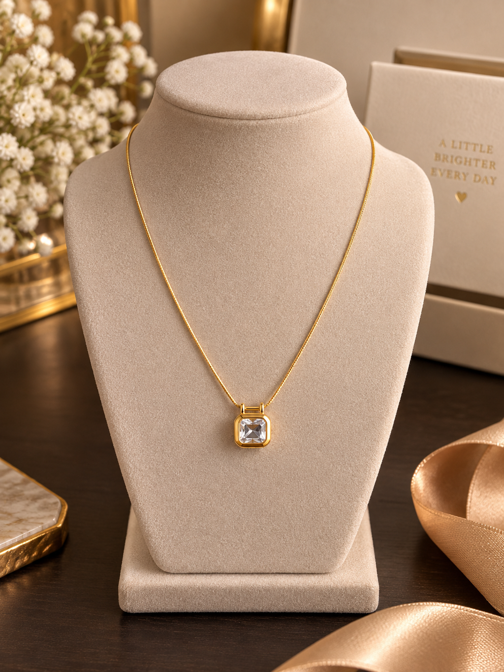 Aurelia Celeste Crystal Pendant Necklace – 18K Gold Waterproof
