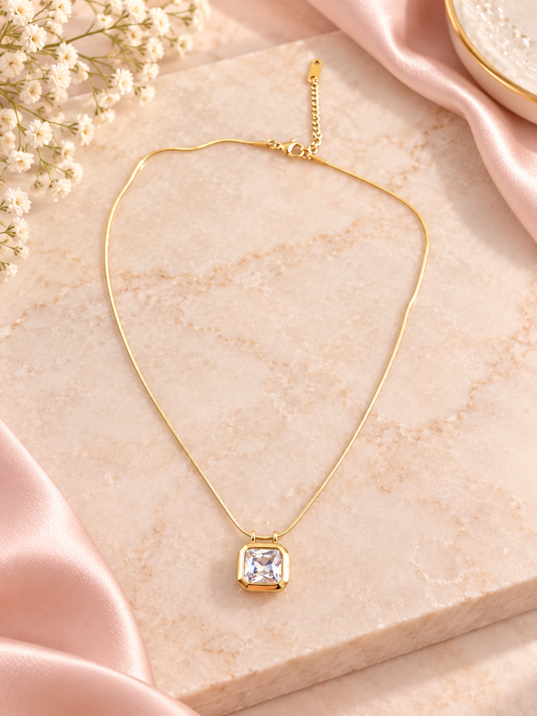 Aurelia Celeste Crystal Pendant Necklace – 18K Gold Waterproof