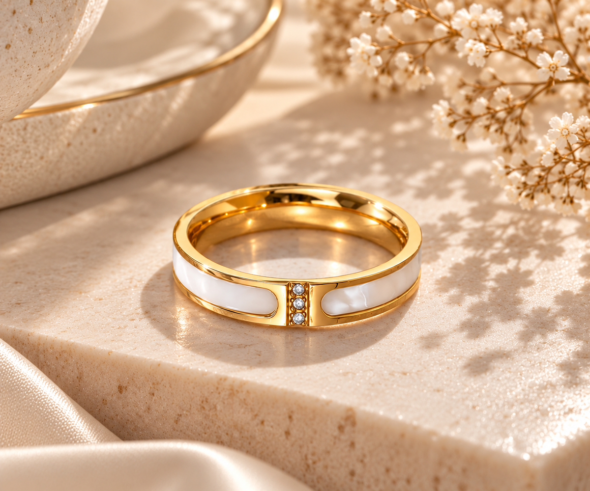 Aurelia Celeste Pearl Inlay Gold Waterproof Ring