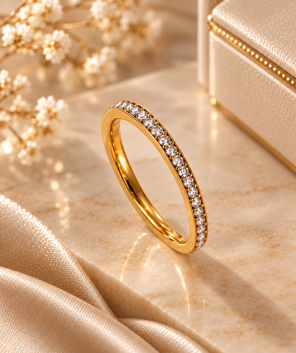 Aurelia Élan Pavé Gold Ring