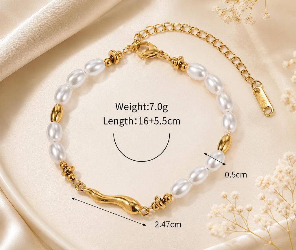 Elara Pearl Bracelet | Waterproof 18K Gold Plated Pearl Bracelet | Aurelia Co.