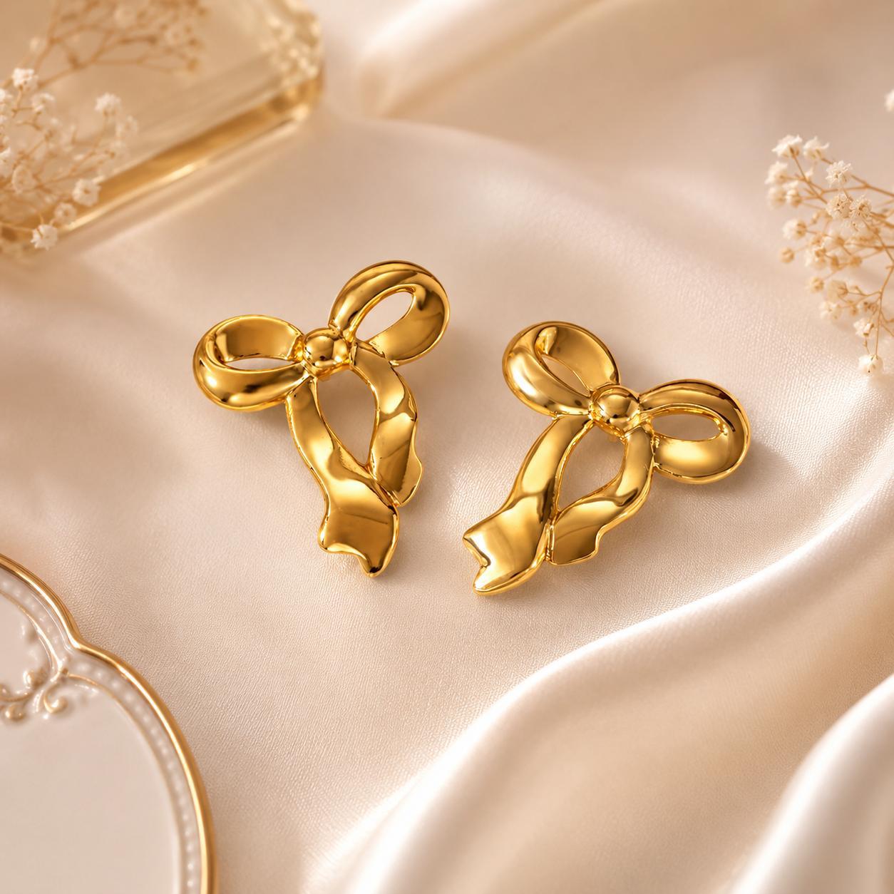 Éloise Bow Stud Earrings | Waterproof 18K Gold PVD Earrings | Aurelia Co.