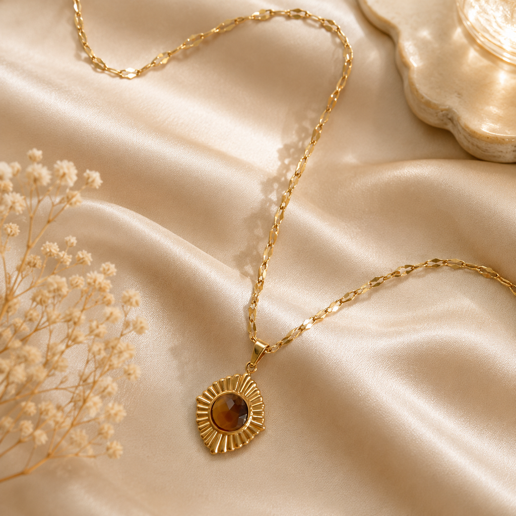 Solstice Pendant Necklace | Waterproof 18K Gold Necklace | Aurelia Co.