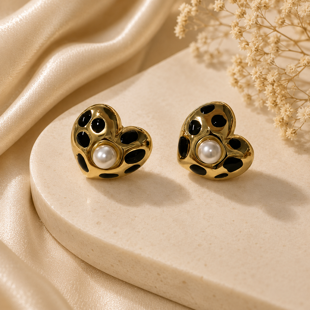 Aurelia Co. Noir Pearl Heart Stud Earrings – 18K Gold Plated
