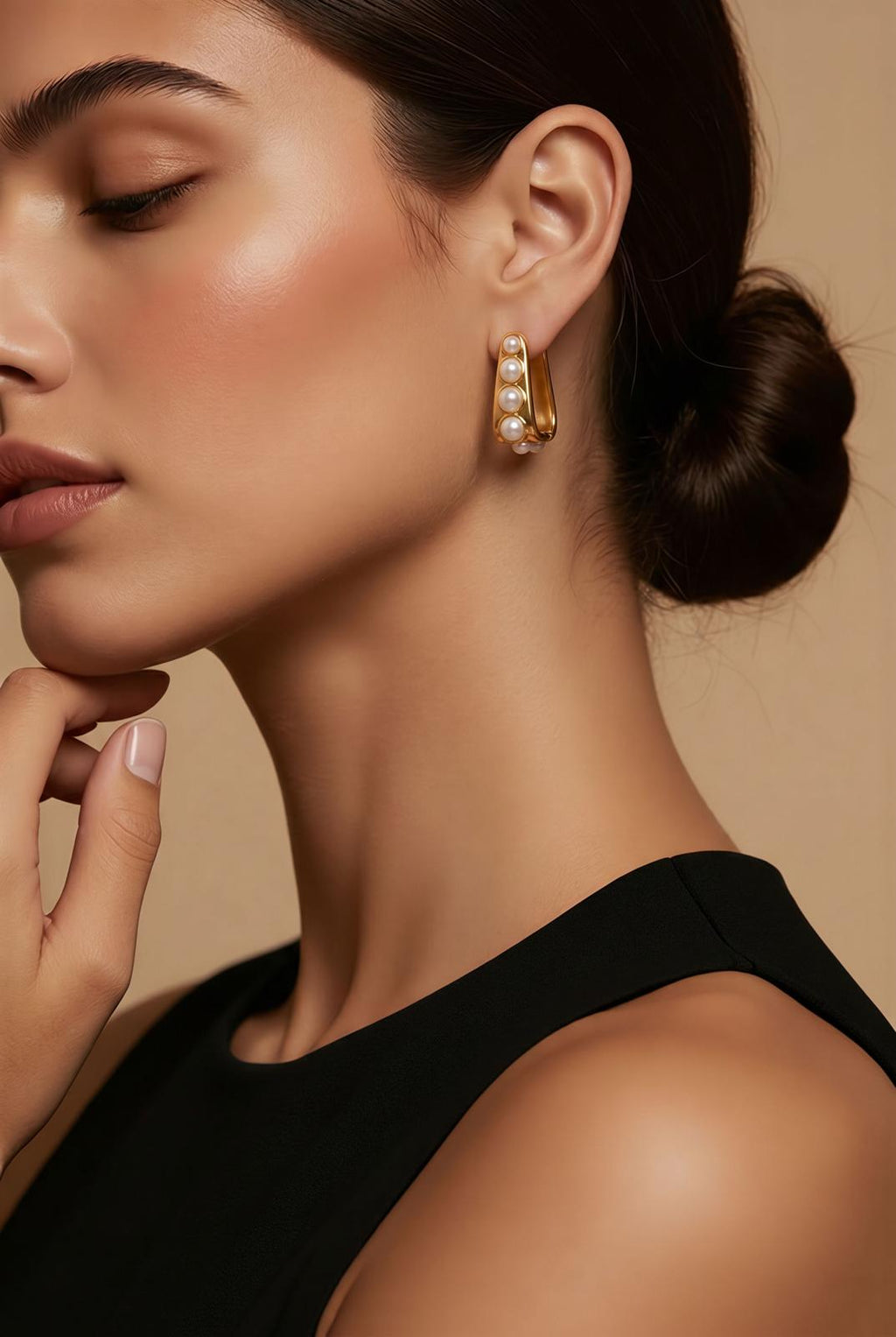 Luna Pearl Huggie Earrings | Waterproof 18K Gold Plated Earrings | Aurelia Co.
