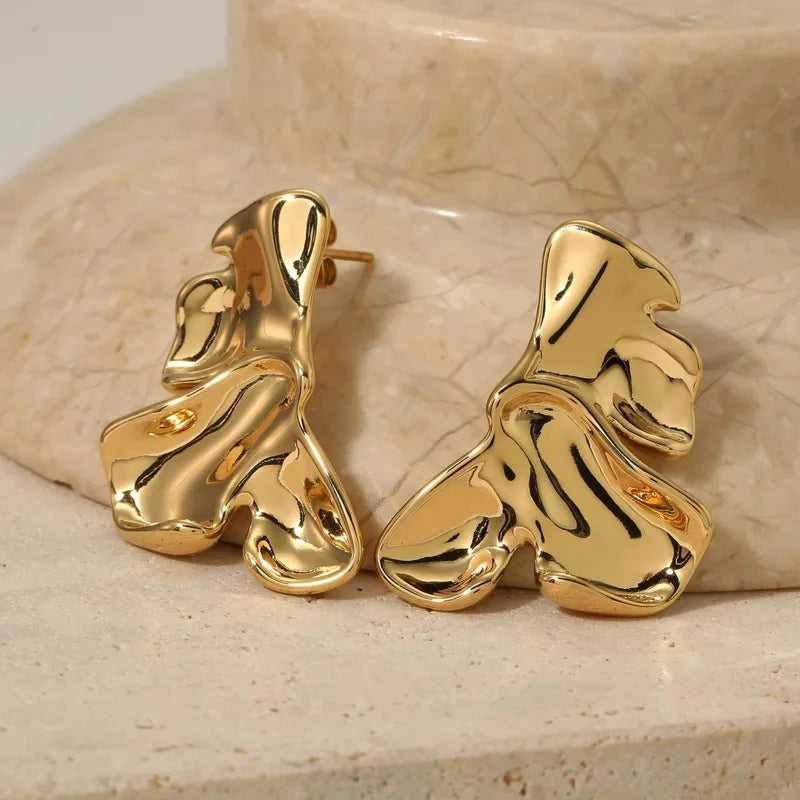 Gold Elegant Earrings