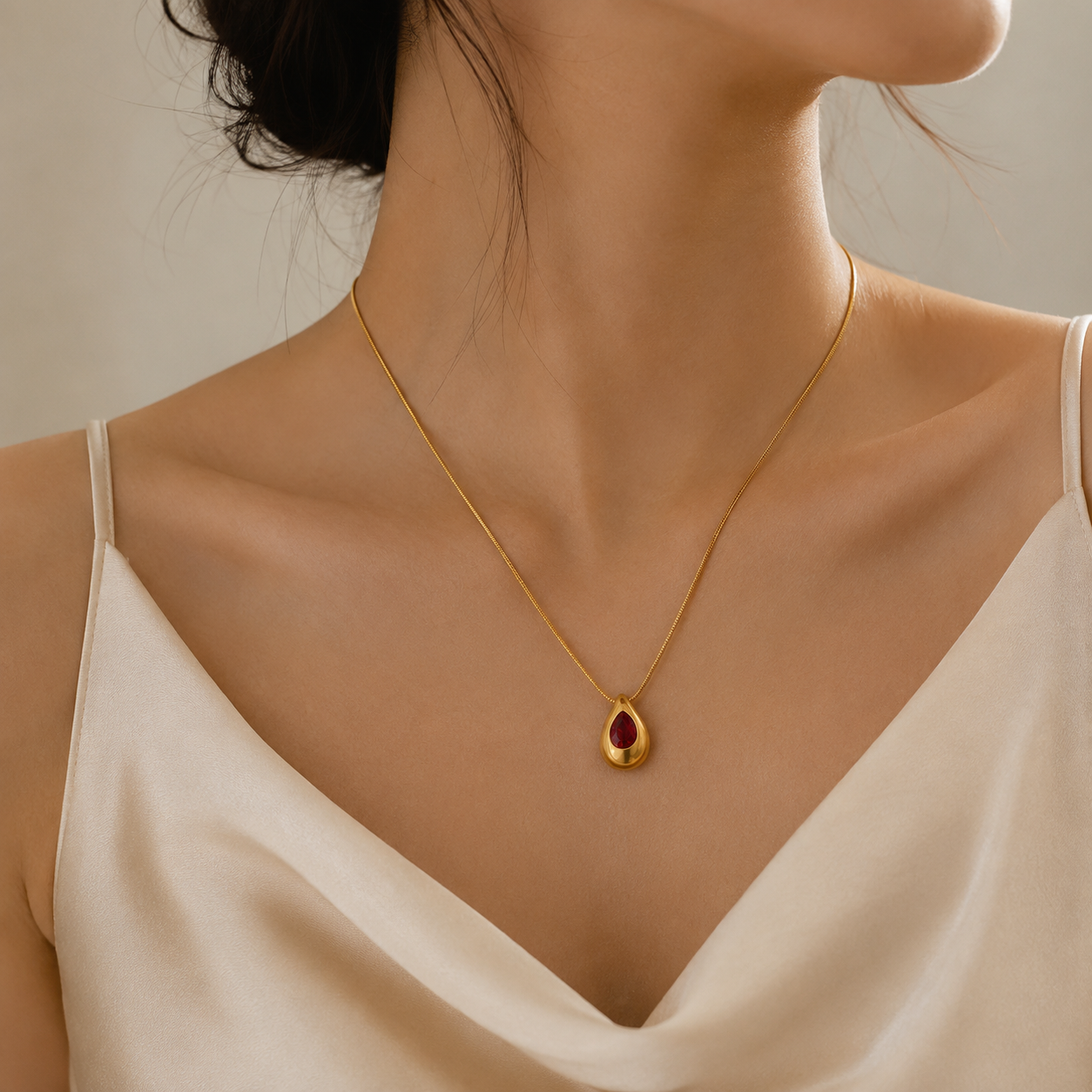 Water Droplet Red Stone Pendant Necklace | Waterproof
