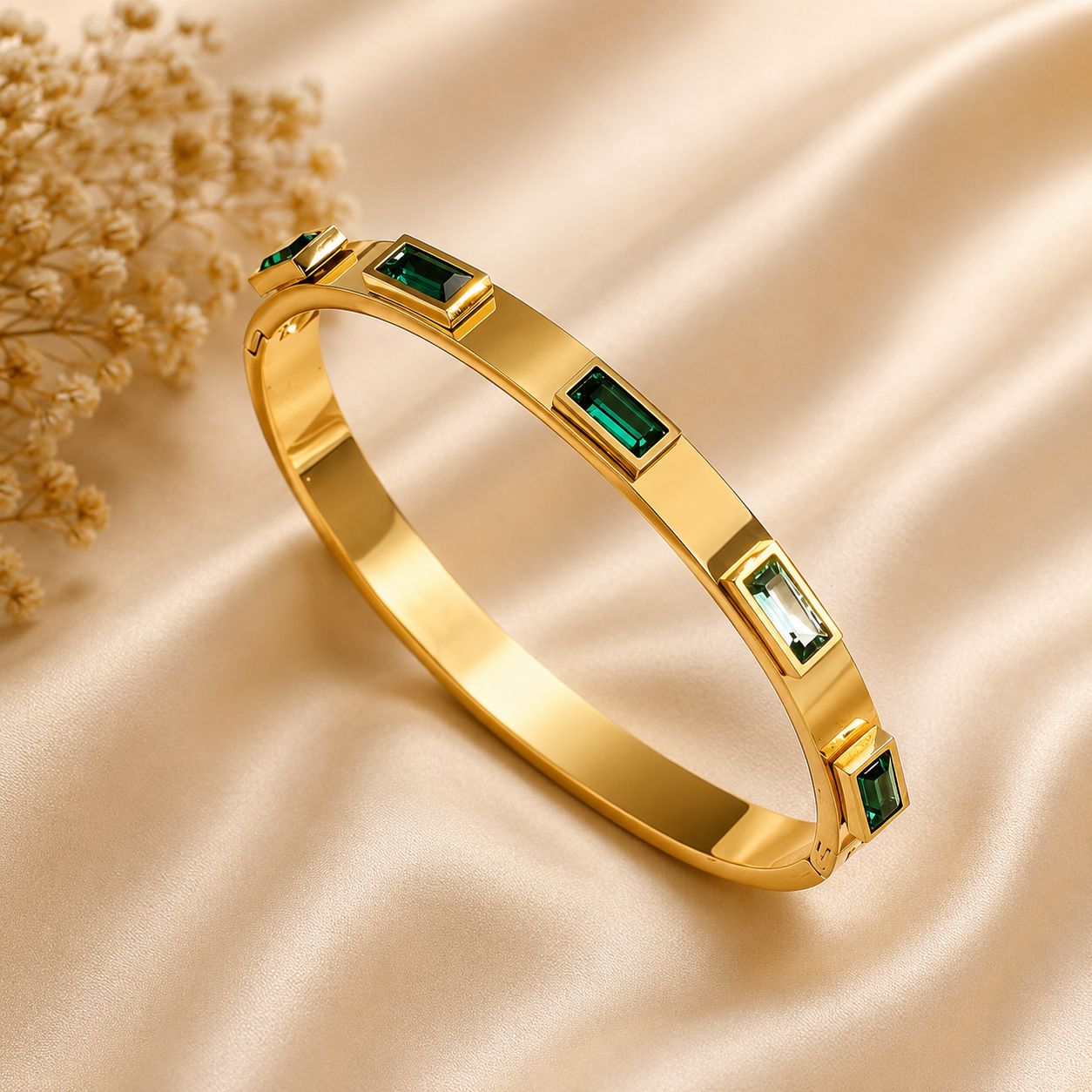 Emerald Luxe Gold Bracelet | Waterproof | Aurelia Co.