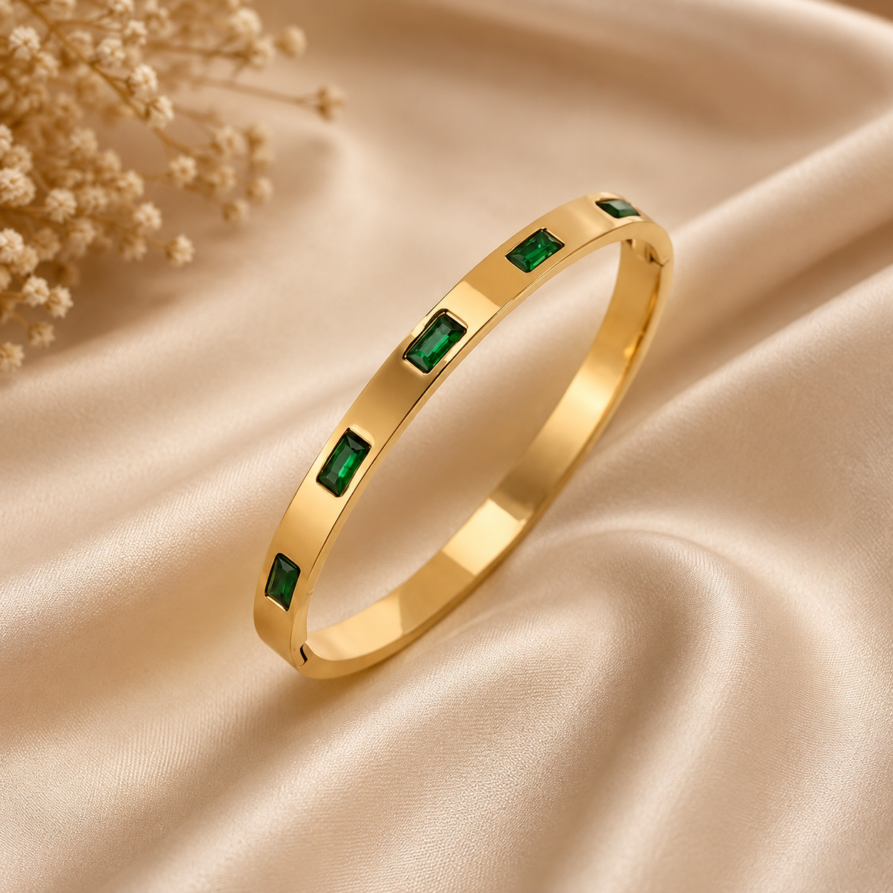 Emerald Luxe Gold Bracelet | Waterproof | Aurelia Co.